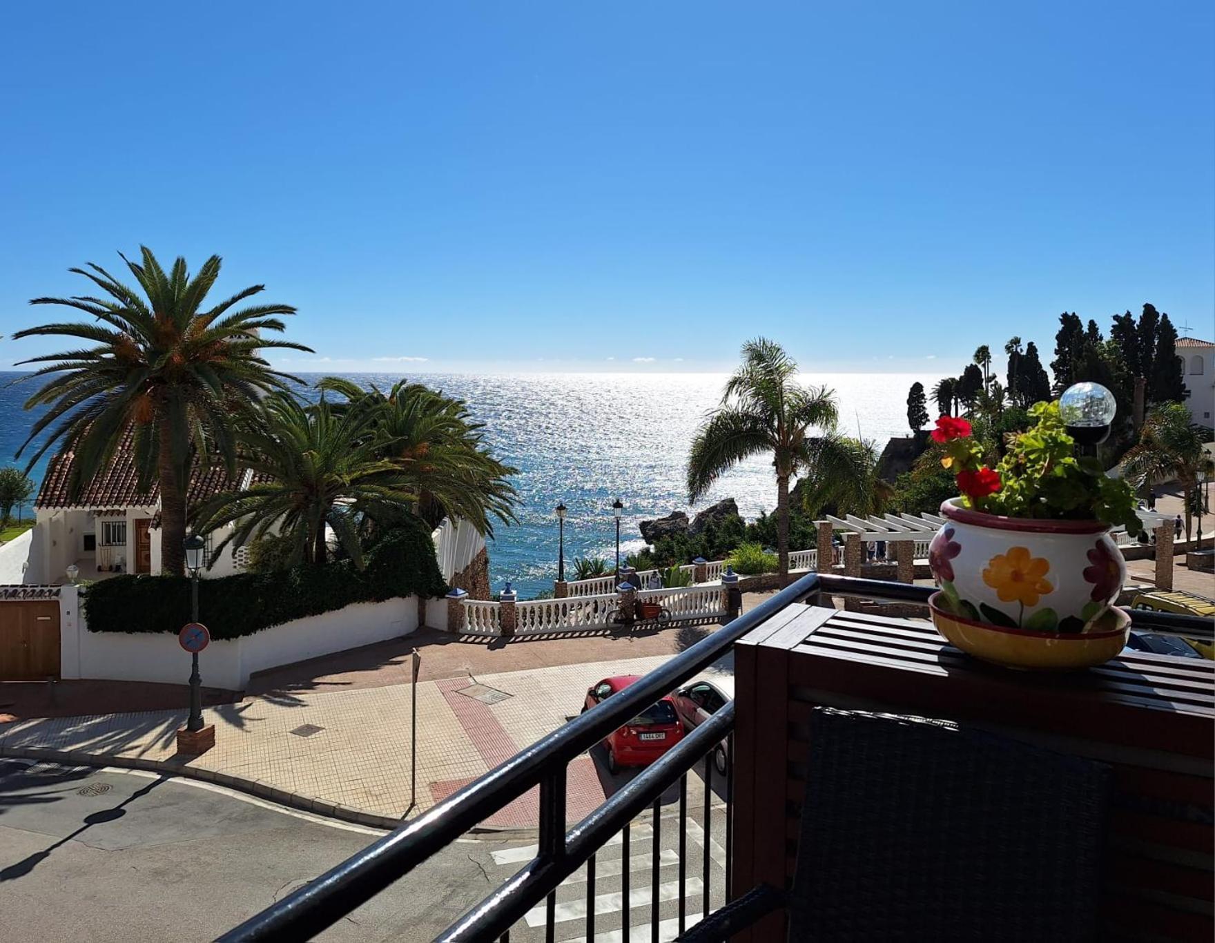 Ferienwohnung Spectacular Sea Views, 2 Bed,2 Bath Nerja Exterior foto